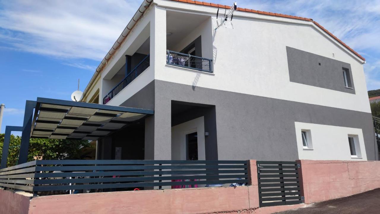 VAL apartmani, Stara Novalja Exterior foto